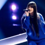 Jadyn Cree, Tochter des Stars der "The Voice" Bryan Olesen, scheint während ihrer blinden Hörleistung