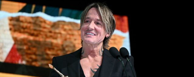 Keith Urban hilft dem australischen Mann, einen unvergesslichen Vorschlag zu machen

