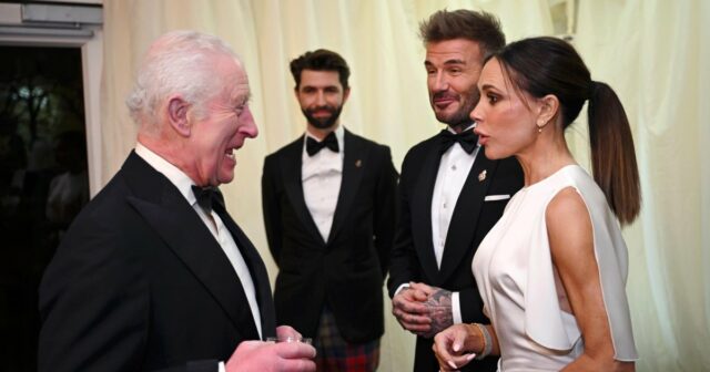 König Charles und Königin Camilla Abendessen mit Stanley Tucci, Beckhams und mehr

