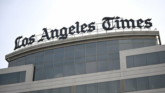 LA Times bietet Mitarbeitern, die seit mehr als 2 Jahren gearbeitet haben, freiwillige Einkäufe an | Bericht

