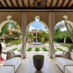 Foto: Kris Jenner listet 'Keeping Up mit dem kalifornischen Herrenhaus der Kardashians für 13,5 Millionen Dollar auf