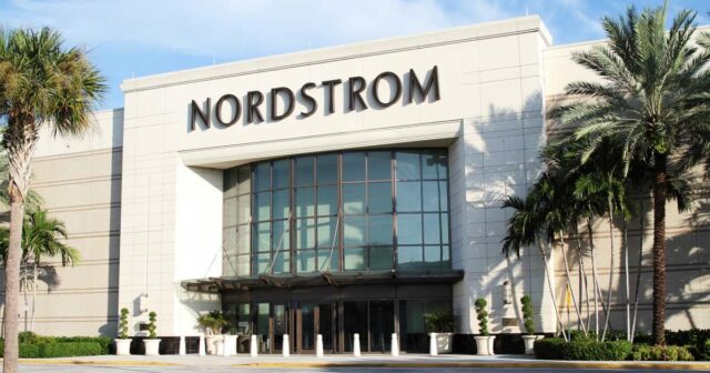 Beeil dich! Nordstrom hat unzählige Wintermodeangebote, die Sie nicht verpassen möchten

