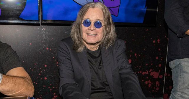 Ozzy Osbourne kann nicht mehr mitten in der Schlacht von Parkinson laufen

