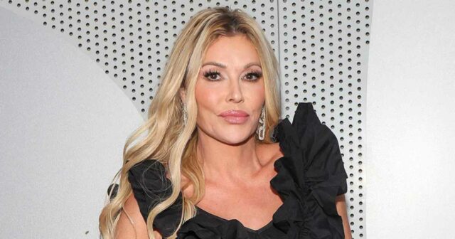 Brandi Glanville von RHOBH betrifft die Fans mit einem neuen Video von seinem Zittern

