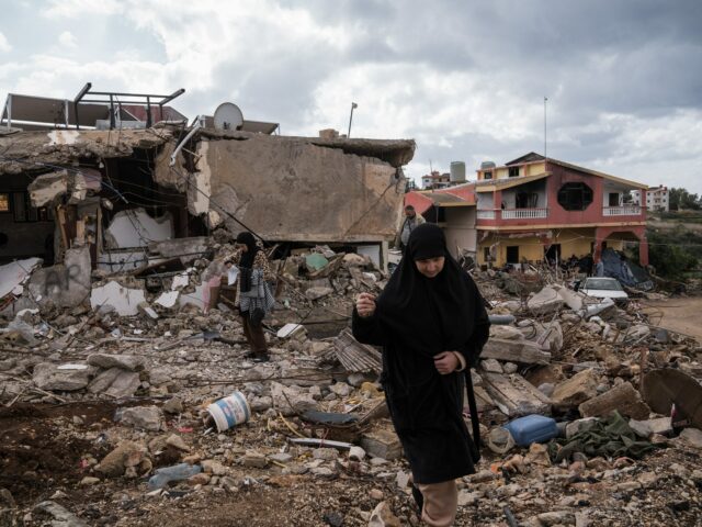 Israel "würde einfach" im Südlibanon zerstören "trotz des Waffenstillstands

