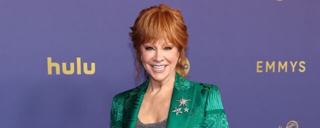 4 Songs Reba McEntire, die alle in der Macht der Mädchen sind

