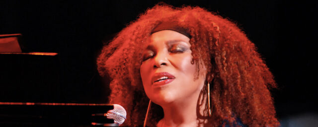 Roberta Flack Still ‘Bustin’ Loose’ 40 Years Later