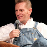 Die Tochter von Rory Feek schlägt, er habe es benutzt, um Bücher zu verkaufen, Schande über ihre Mutter