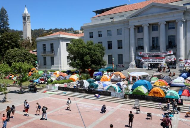 UC Berkeley unter 5 Hochschulen, die sich mit Antisemitismusanfragen der Trump -Verwaltung gegenübersehen

