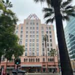 Das ikonische Hotel in San Jose ist jetzt geöffnet, auch wenn die Renovierungsarbeiten in Gang kommen