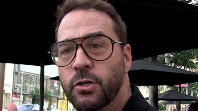 'Entourage' Star Jeremy Pivens Heimat, den einbreitete, Schmuck im Wert von 200.000 Dollar gestohlen wurde

