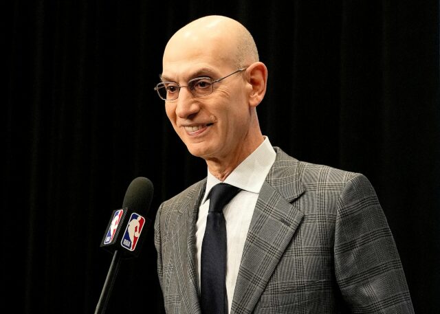 Analste sagt, Adam Silver sollte am All-Star-Wochenende „verlegen“ werden

