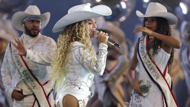 Beyoncé errichtet nach den Siegen in Grammy eine Tour durch 22 Dates "Cowboy Carter"

