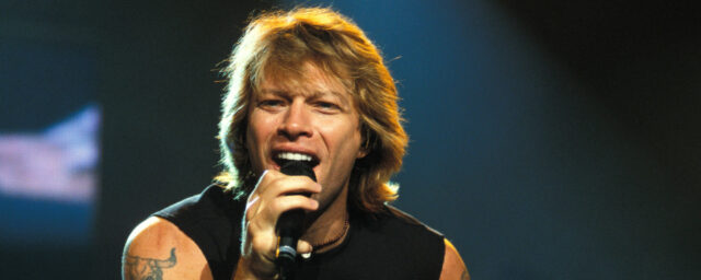 Die Geschichte und die Bedeutung hinter "Blaze of Glory", zerschmettert in unvorhergesehenem Solo von Jon Bon Jovi

