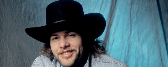 An diesem Tag im Jahr 1993 stellte sich Toby Keith mit seiner ersten Single N ° 1 in die Welt der Country -Musik ein "hätte" einen Cowboy gehabt ".

