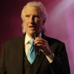 Der legendäre Sänger Bill Medley diskutiert sein neues Country -Album "direkt von The Heart" (exklusiv)