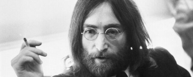 An diesem Tag im Jahr 2000 veröffentlichte das FBI Dokumente, in denen die Überwachung von John Lennon beschrieben wurde

