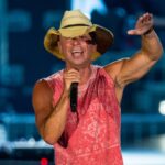 Kenny Chesney begann in seinem ersten Buch "Heart Life Music" die "Magie" seiner Reise zum Superstar in seinem ersten Buch "Heart Life Music" zu teilen.