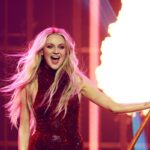 Kelsea Ballerini hört auf, sich mitten im Song zu zeigen, um die Fans zu züchtigen, weil sie grobe Dinge über ihren Ex gesagt haben