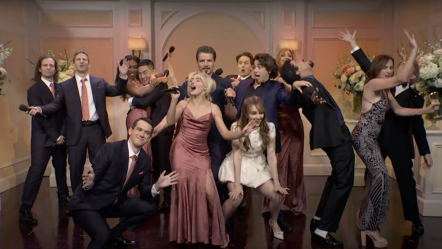 Viral SNL Sketch kommt ausschließlich in den Kreis, während Sabrina Carpenter Domingo trifft

