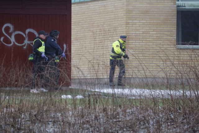 Fünf Menschen schossen im Bildungszentrum in Zentralschweden

