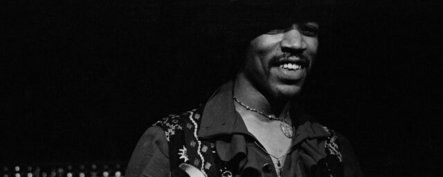 "Just Call Helium": Jimi Hendrix denkt über seinen Schreibstil nach, der die Realität wiegt

