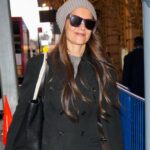 Die Winteroutfits von Katie Holmes sind ohne diese klassische wesentliche und kalte Zeit nicht komplett