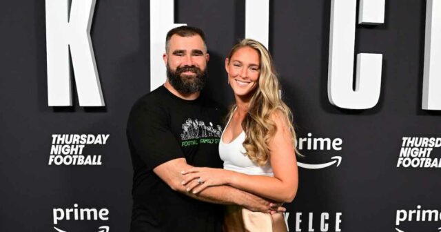 Kylie Kelce enthüllt, warum ihr Ehemann Jason Kelce nicht ihr Notfallkontakt ist

