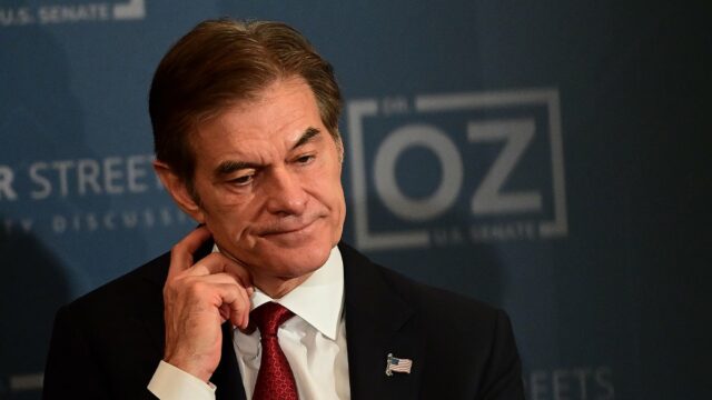 Dr. Oz, um Millionen von Gesundheitsaktien zu entladen, wenn sie als Medicare -Chef bestätigt wird

