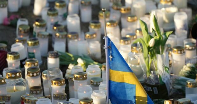 Schweden Massenerschießungsopfer erzählte Fiancée, er habe sie vor dem Tod im Anruf geliebt

