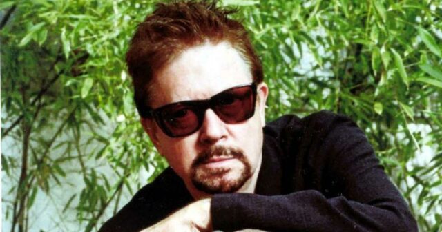 Der Autor der Gegenkultur Tom Robbins, bekannt für seine respektlosen Erfolgsromane, starb mit 92 Jahren

