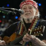 Willie Nelson, Bob Dylan trifft sich (wieder) zum Outlaw Music Festival zum 10 -jährigen Jubiläum